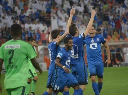 الهلال يهزم الأهلي.. صدارة الدوري!