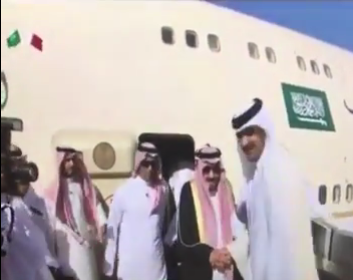 خادم الحرمين الشريفين يصل الدوحة - فيديو