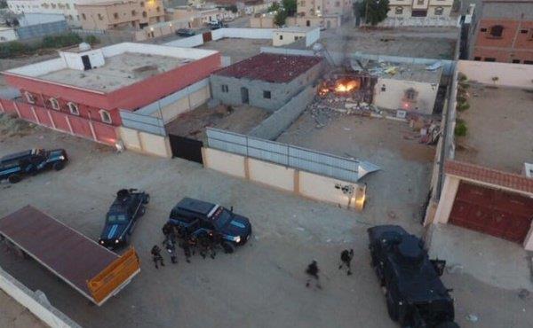 تفاصيل جديدة حول إرهابيي استراحة جدة