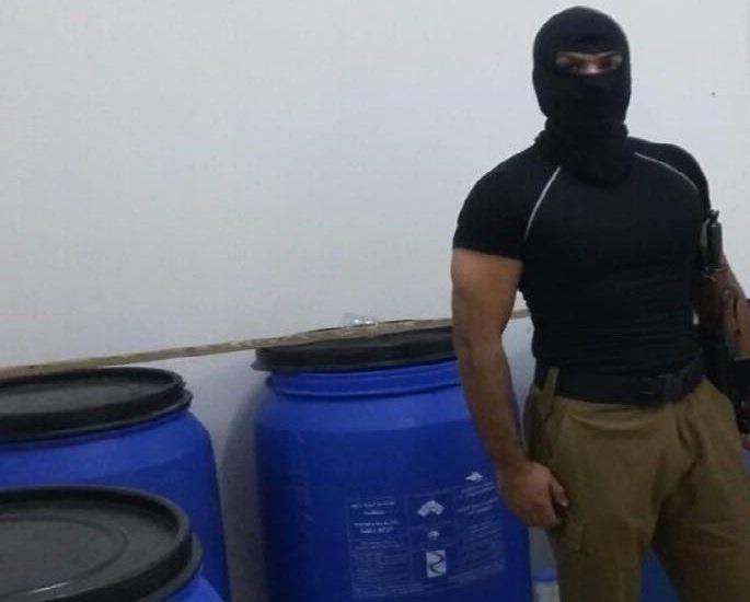 القبض على مصنع خمور في الجبيل