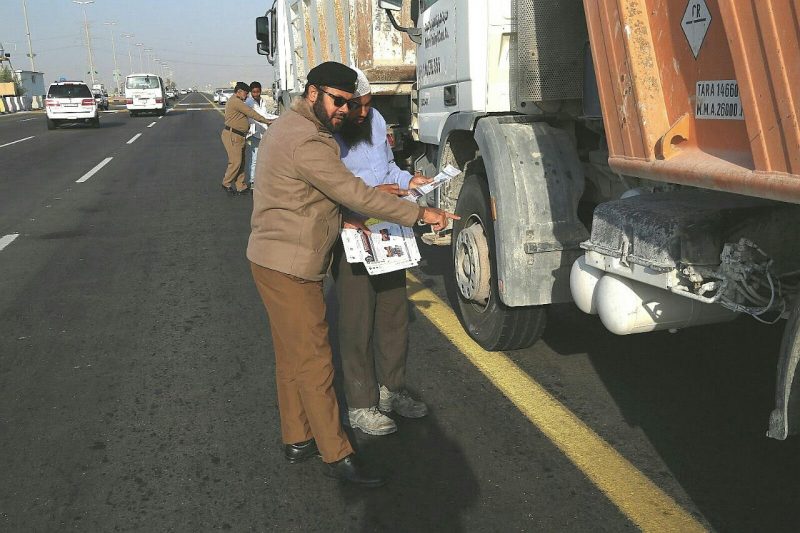 حملة تركيب الحواجز الحديدية: حماية السيارات