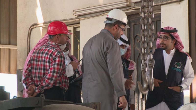 إغلاق مصانع: تغريم 48 منشأة