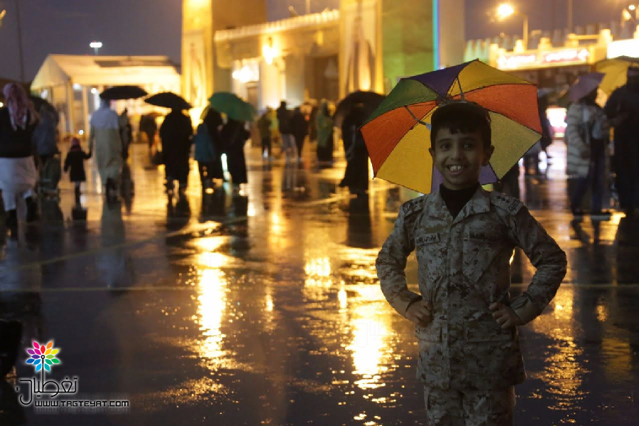 مهرجان الجنادرية: صور الأمطار