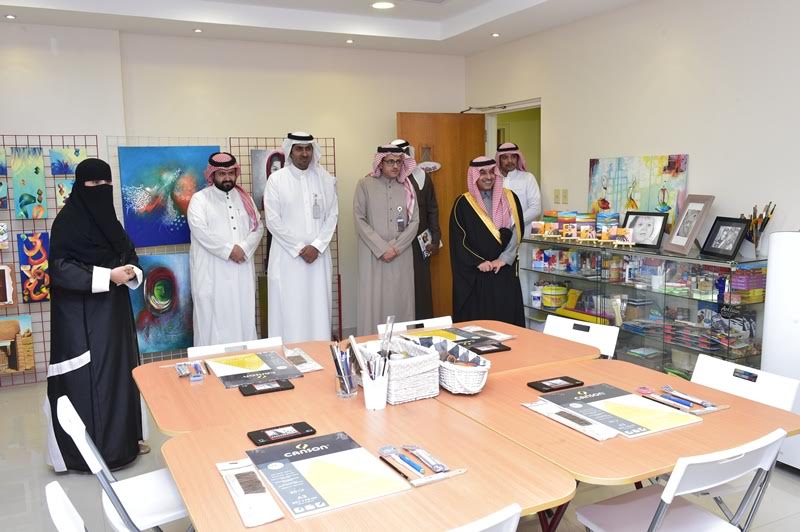 محافظ الجبيل يزور مركز التنمية الصناعية