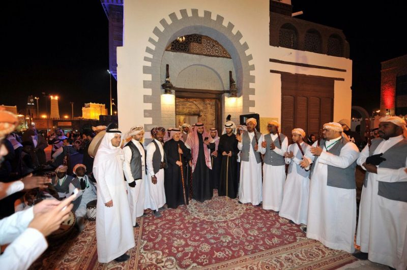 الوفد الاماراتي في الجنادرية: مزمار مكة