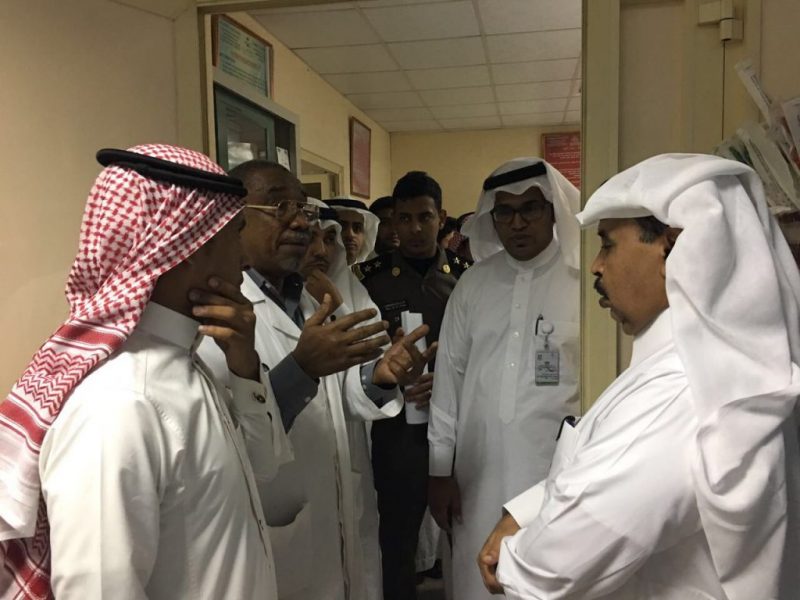 خالد الفيصل يوجه بمتابعة تسمم طالبات القنفذة