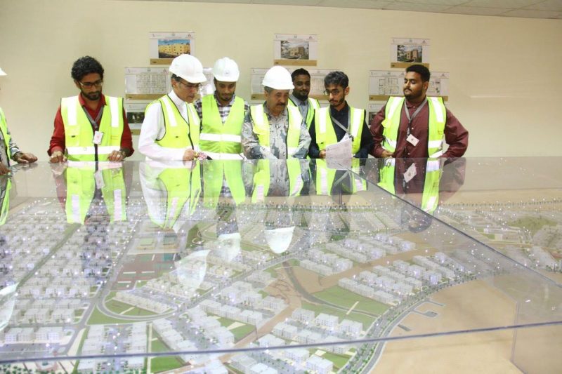 البلوي يدشن مستودع حرس الحدود بجازان