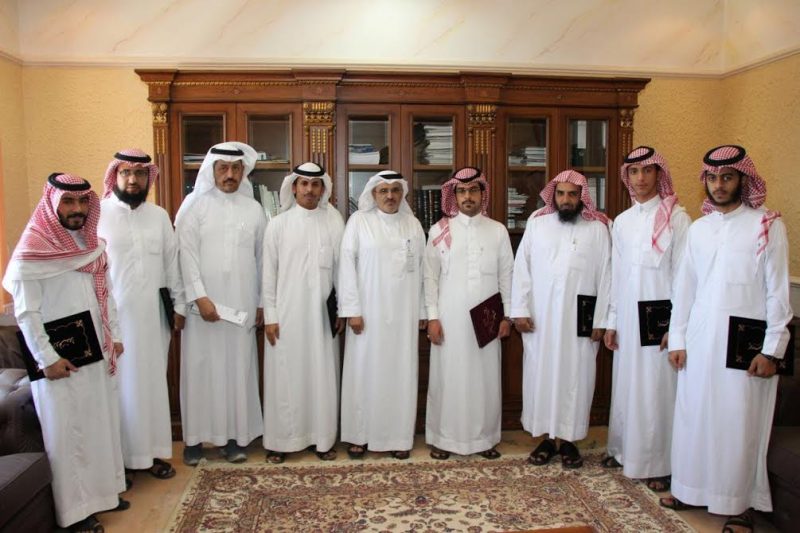 تكريم سفراء التطوع بعسير - وزارة العمل