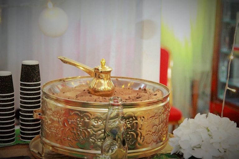 أطباق الأسر المنتجة تجذب زوار مهرجان ليالي الخير الرمضانية