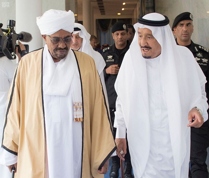 خادم الحرمين يستقبل فخامة الرئيس السوداني