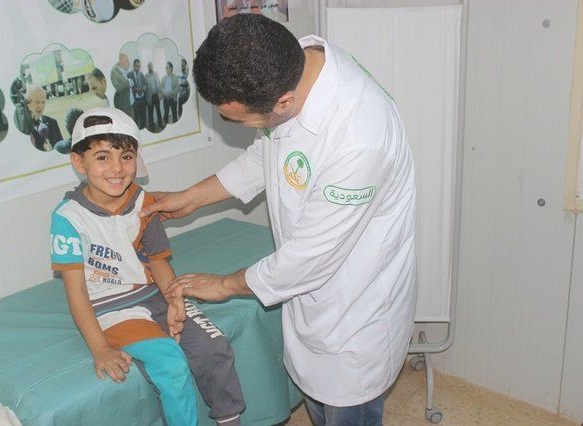 3464 حالة طبية تعاملت معها العيادات التخصصية السعودية في مخيم الزعتري خلال الأسبوع 235