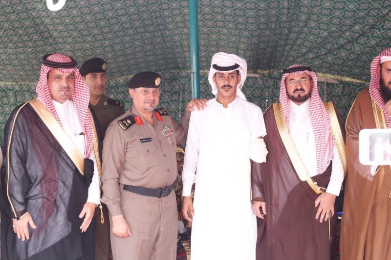 وكيل إمارة منطقة الباحة يطمئن على البطل زايد الغامدي