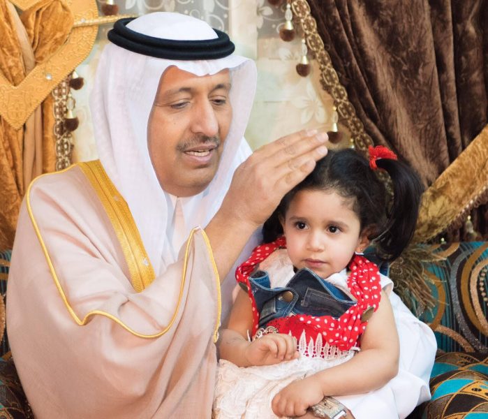 أمير منطقة الباحة ينقل تعازي القيادة لذوي شهيد الواجب الزهراني