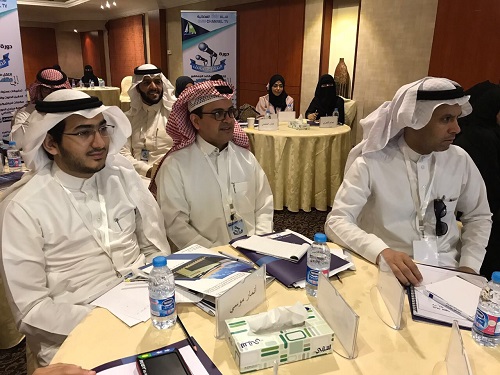 قناة DMM الفضائية تنظم دورة "المذيع الشامل".. بالتعاون مع المدرب الإعلامي محمد العباد