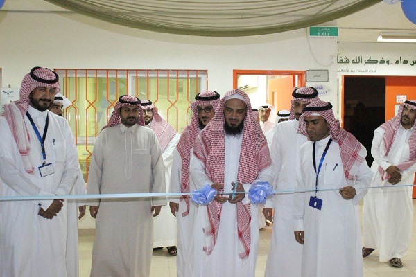 مدير تعليم حفرالباطن يدشن الملتقى الإثرائي الصيفي للموهوبين