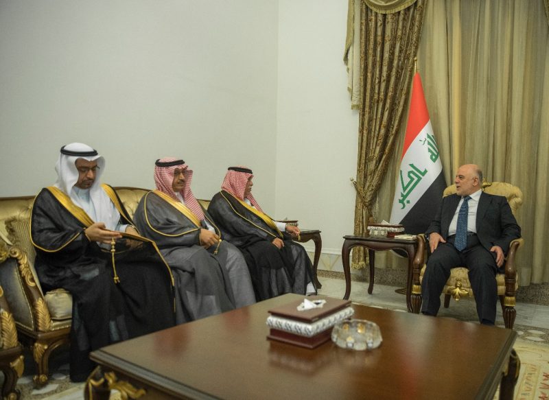 وزير التجارة يبحث تنمية العلاقات التجارية والاستثمارية مع رئيس الوزراء العراقي