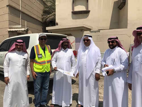 أمين الشرقية يتفقد حي المسورة وبلدة العوامية.. ويعلن عن ٢٧ مشروع تنموي في القطيف بأكثر من  ٢٤٧ مليون ريال