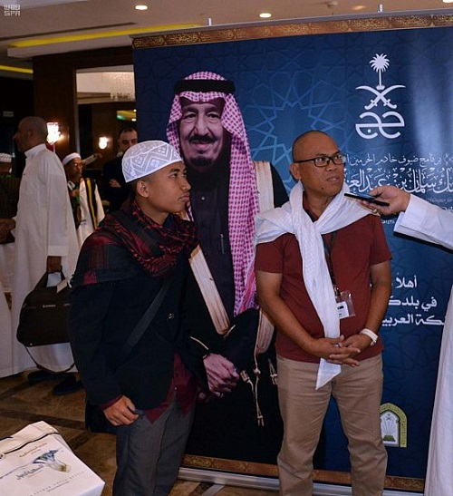 ضيوف خادم الحرمين بالمدينة المنورة يثمنون اختيارهم ضمن البرنامج هذا العام
