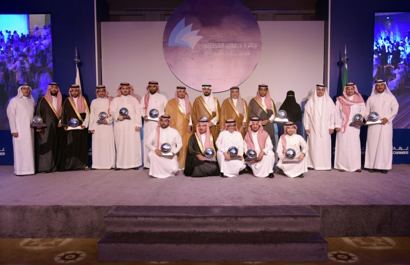 وزير التجارة والاستثمار : 700 الف وظيفة توفرها المنشآت الصغيرة بموجب رؤية 2030