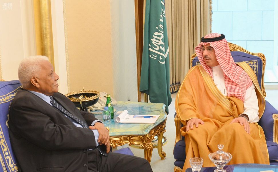 وزير الثقافة والإعلام يجتمع بنائب رئيس مجلس الوزراء وزير الإعلام السوداني