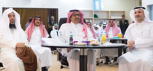 أمير الباحة يحضر ورشة عمل دور رؤية 2030 في تحقيق تطوير التنمية