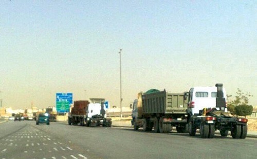 إلزام الأفراد والمؤسسات بتركيب حواجز السلامة للشاحنات