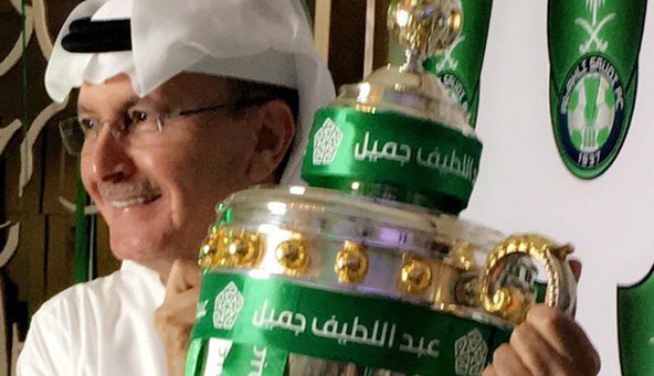 النادي الأهلي يُعلن ابتعاد خالد بن عبدالله عن الوسط الرياضي