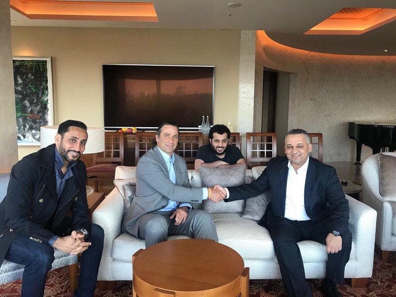 "الأرجنتيني بيتزي" مدرباً للمنتخب السعودي