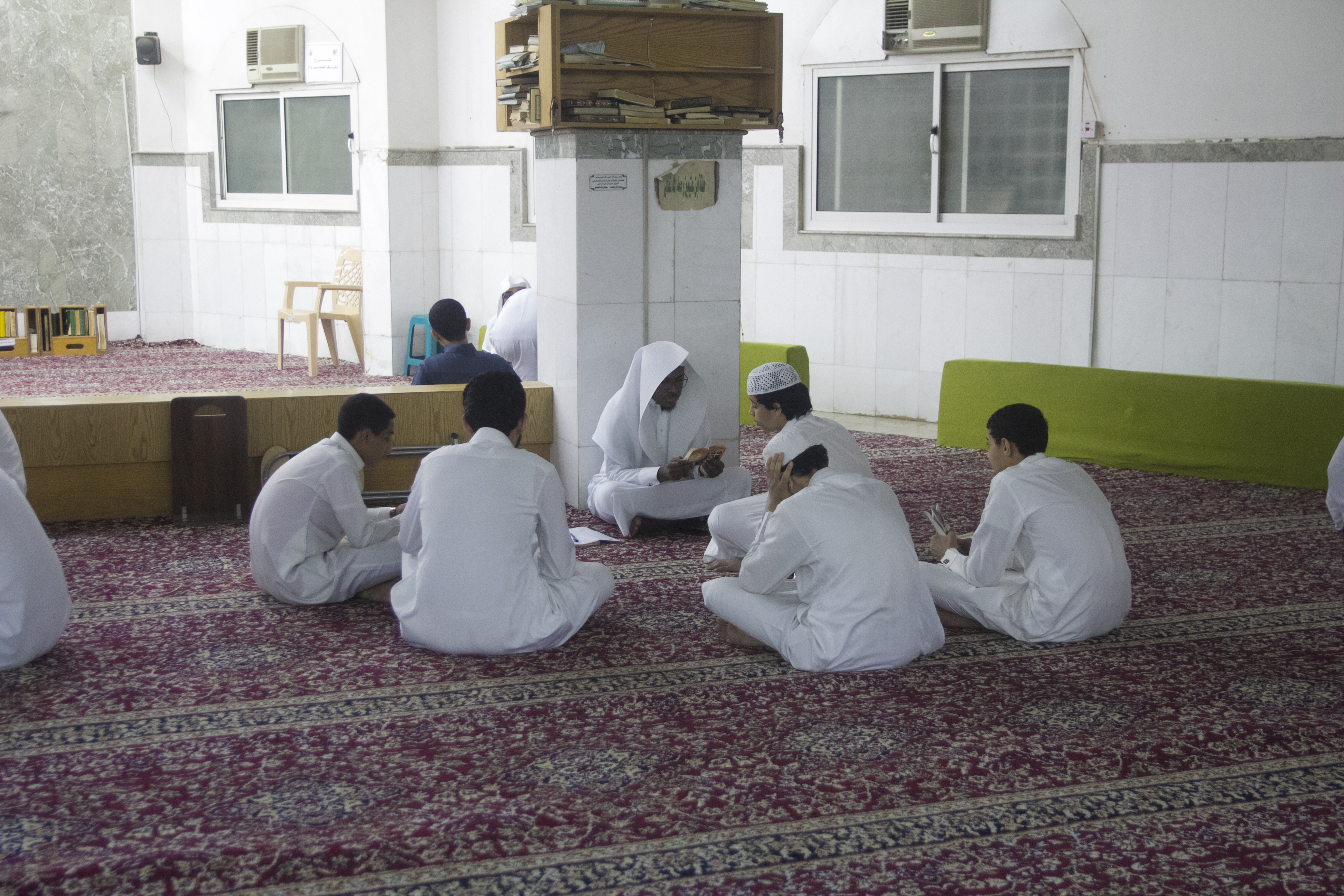 حلقات الحوامي بـ"مكنون" تقيم برنامجا نوعيا لتسميع المتون التجويدية