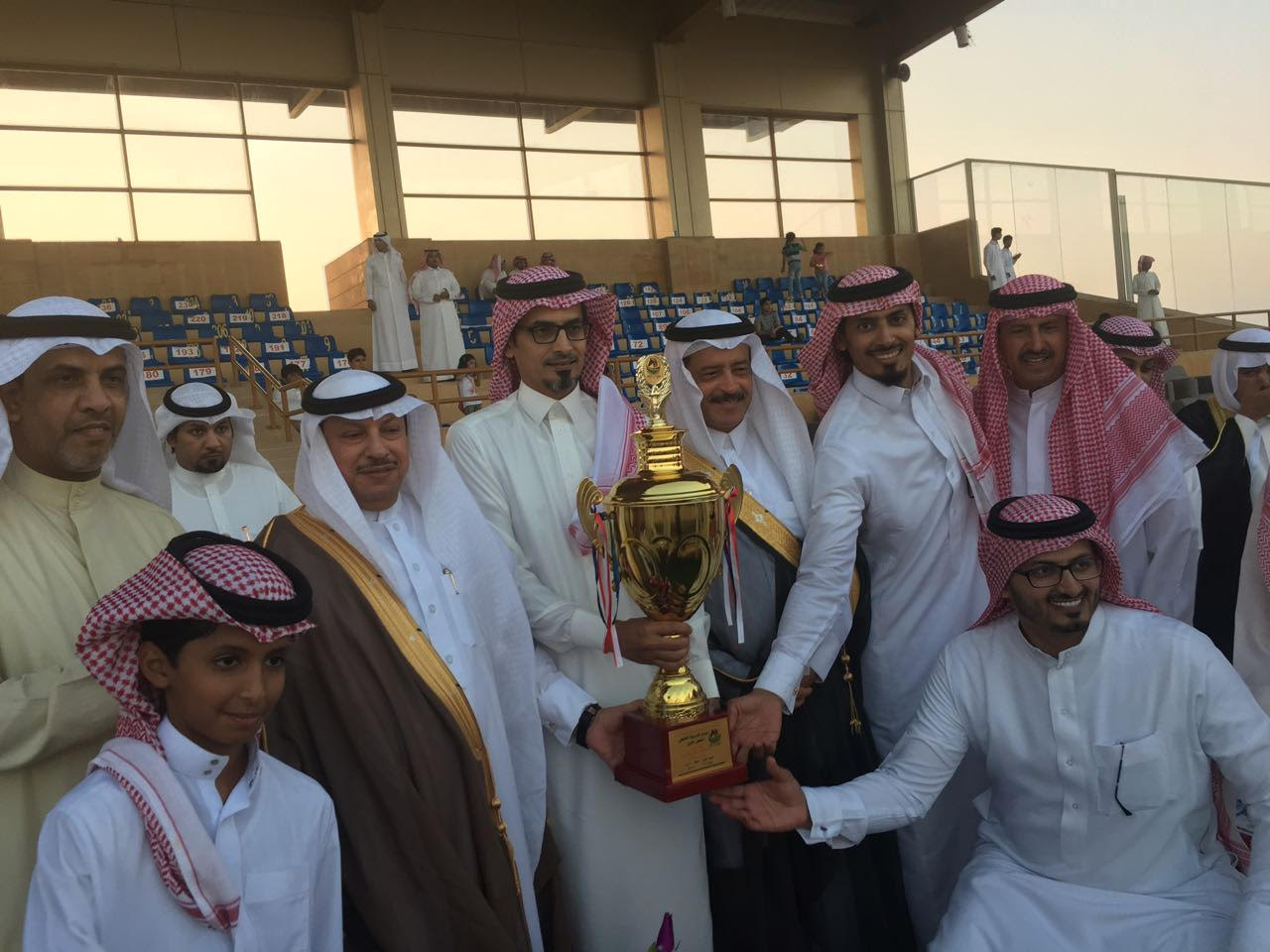 "بنت الشيخ" تحقق أول كأس في سباق فروسية الخفجي