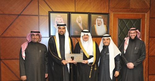 أمير الشرقية يشيد بمبادرة "شباب مجتمعي"