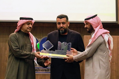 "العرب" في لقاء "إعلاميون":نظام الحمدين غدر بالتحالف..ويدعم الحوثيين عبر تجارهم
