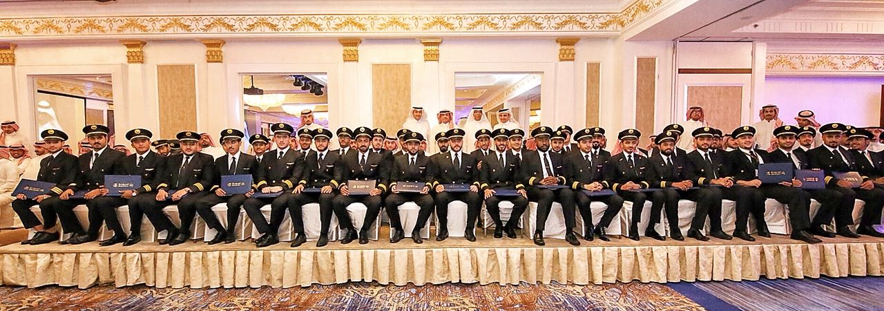 الخطوط السعودية تحتفي بتخريج (93) مساعد طيار و (22) رائدا للمستقبل