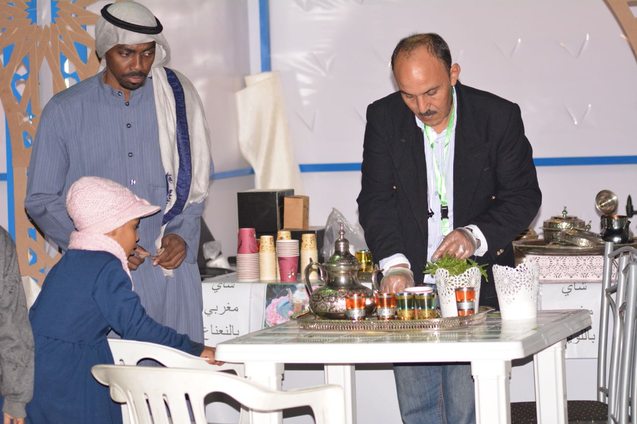 مهرجان "ليالي شرقية".. القهوة العربية والشاي الشرقي في المقاهي الشعبية