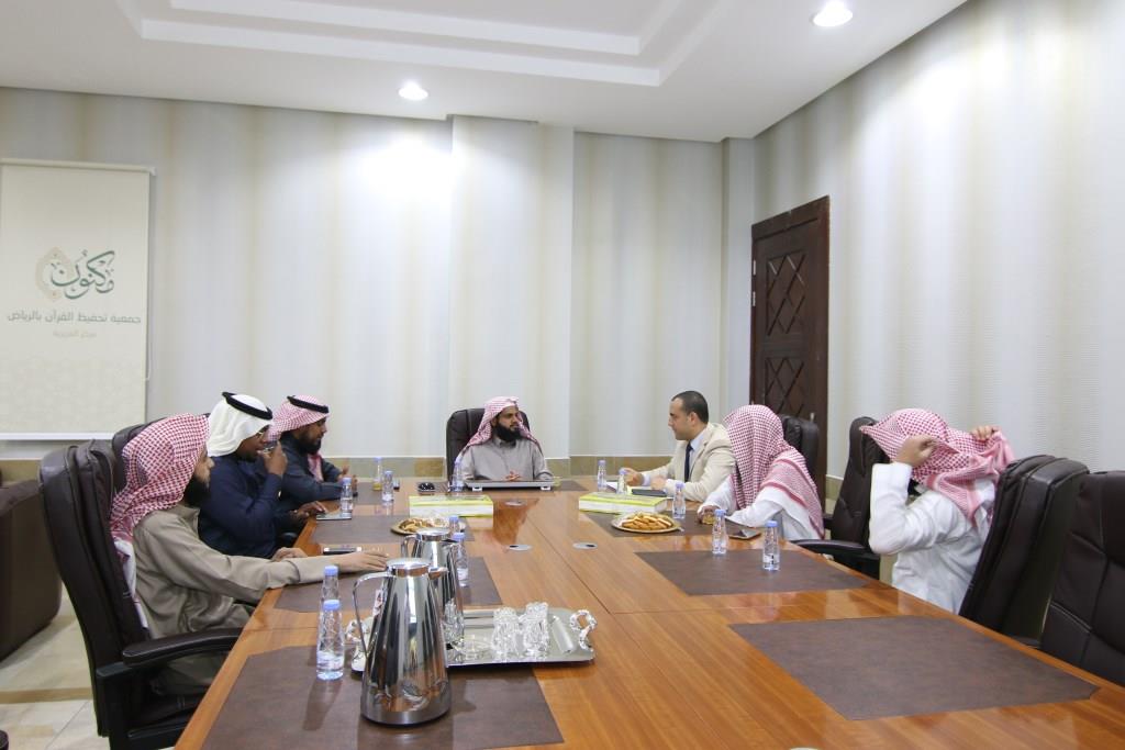 شركةTUVتمنح مركز العزيزية بـ"مكنون" شهادة الآيزو الدولية