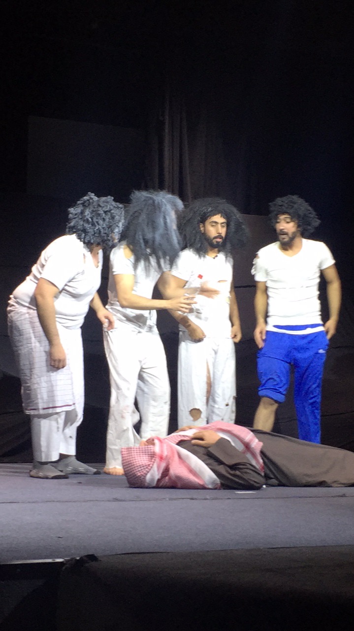 مجموعة أجيال تقدم المسرحية " مبيت النيه " على مسرح جمعية الثقافه و الفنون بالدمام