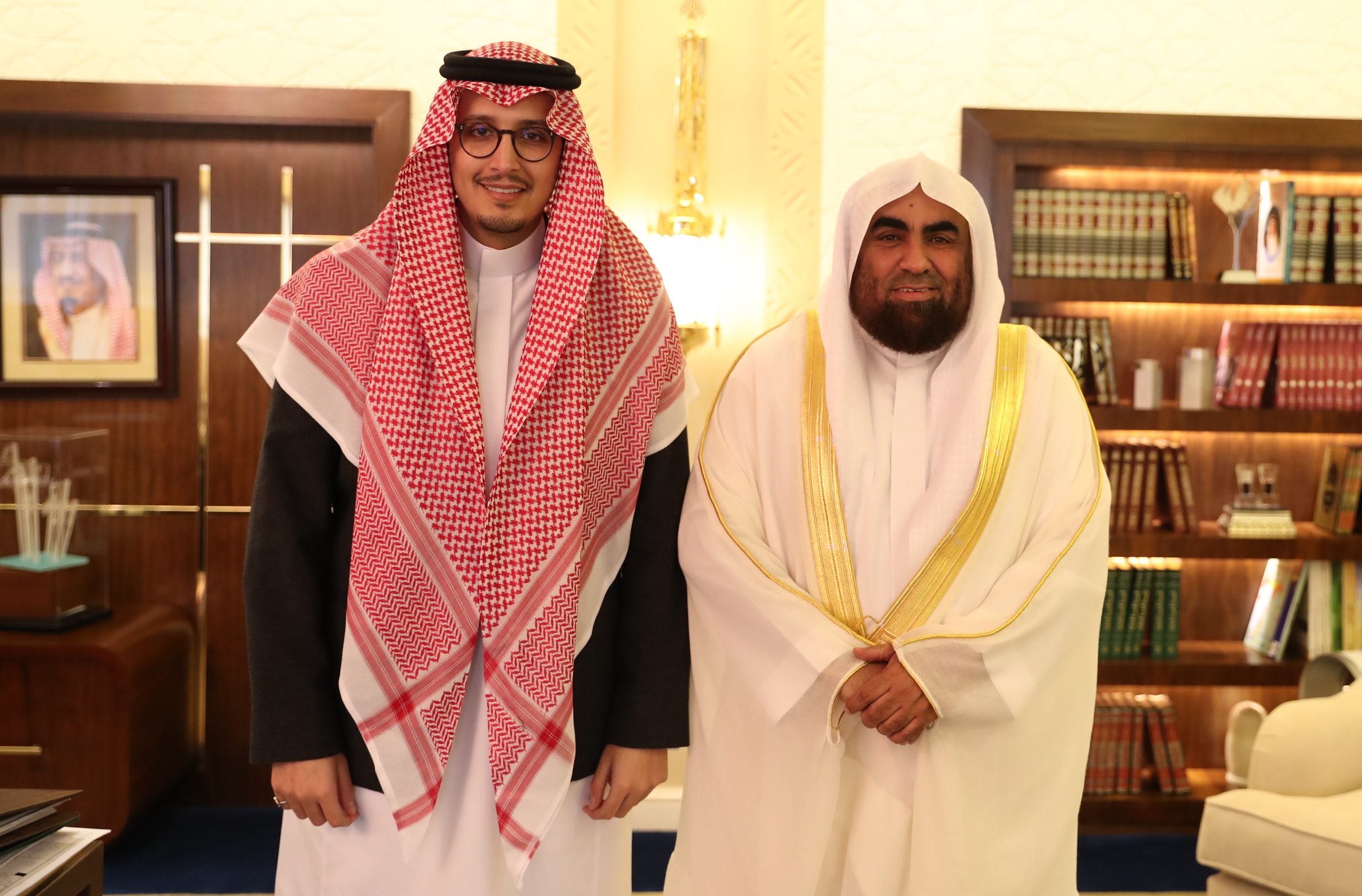 الأمير أحمد بن فهد يستقبل مدير فرع وزارة الشؤون الإسلامية ومدير مكافحة المخدرات بالمنطقة