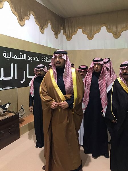 أمير الحدود الشمالية يفتتح جناح المنطقة في الجنادرية 32