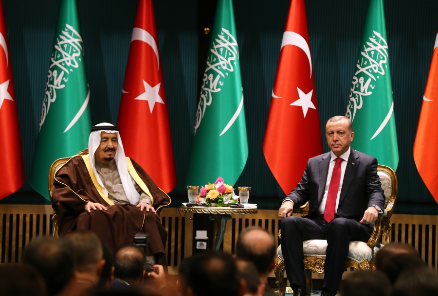 خادم الحرمين الشريفين يتلقى اتصالاً هاتفياً من الرئيس التركي