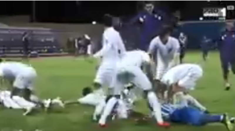 بالفيديو..الأهلي يتأهل إلى دور نصف النهائي لكأس خادم الحرمين بفوزه على الفيحاء