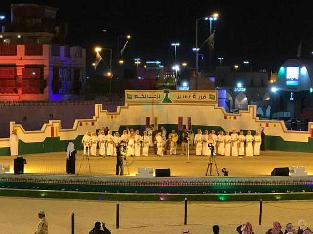 قرية عسير أول قرية على أرض الجنادرية قرابة 3 عقود