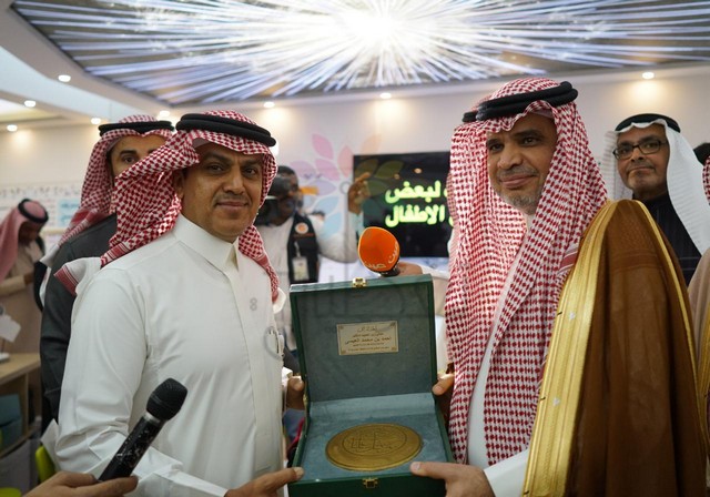 "تغطيات" ترافق وزير التعليم في مهرجان الجنادرية