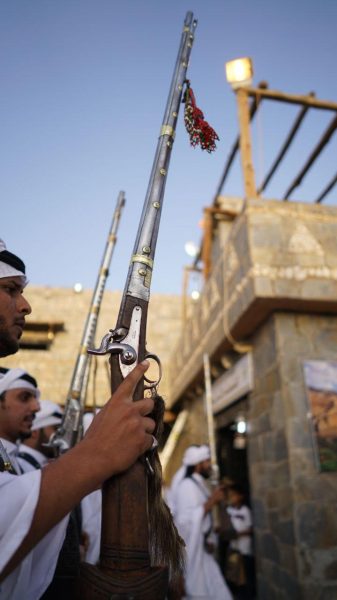 قرية الباحة التراثية تشهد إقبالاً كثيفاً من زوّار الجنادرية 32
