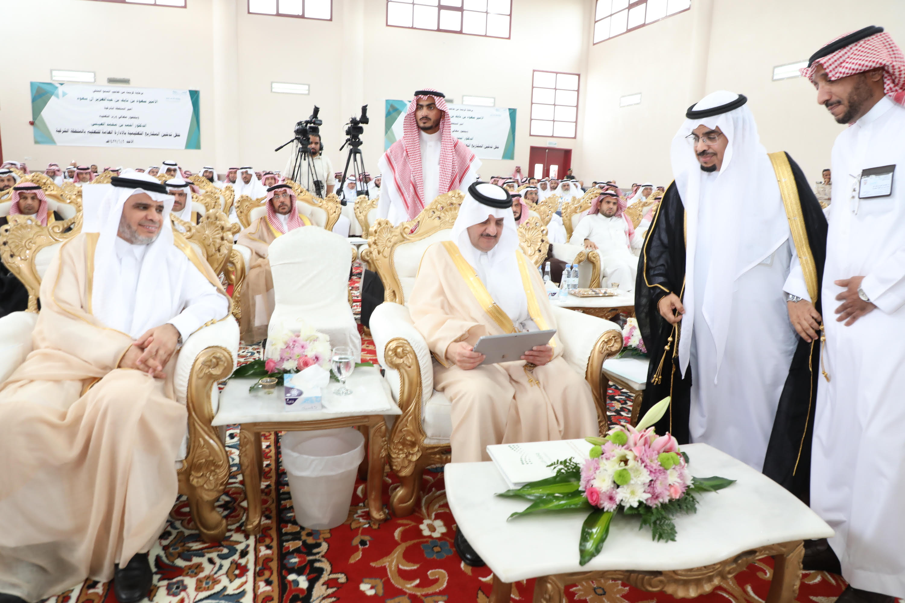 أمير المنطقة الشرقية يدشن 24 مشروعا تعليميا ويشهد توقيع التعليم عدد من الشراكات