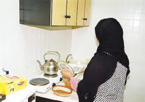 شركات استقدام تطرح عروضاً لتأجير العاملات المنزليات خلال رمضان بـ50 ريالا في الساعة
