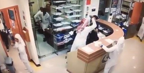 زاروا المجني عليه.. ذوو المتهم بالاعتداء على "ممرض المدينة": ابننا يعاني من اعتلالات وله ملف بمصحة نفسية