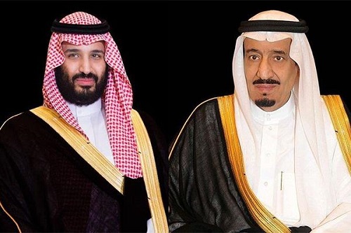 خادم الحرمين و ولي العهد يعزيان عاهل البحرين