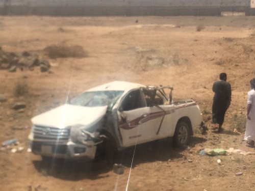 حادث سير لعائلة في جرب طريق الرياض العقيق
