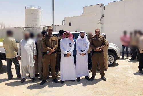 "عمل الجوف" يتدخل ويلزم شركة كبرى بدفع متأخرات 6 أشهر رواتب لـ87 عاملاَ
