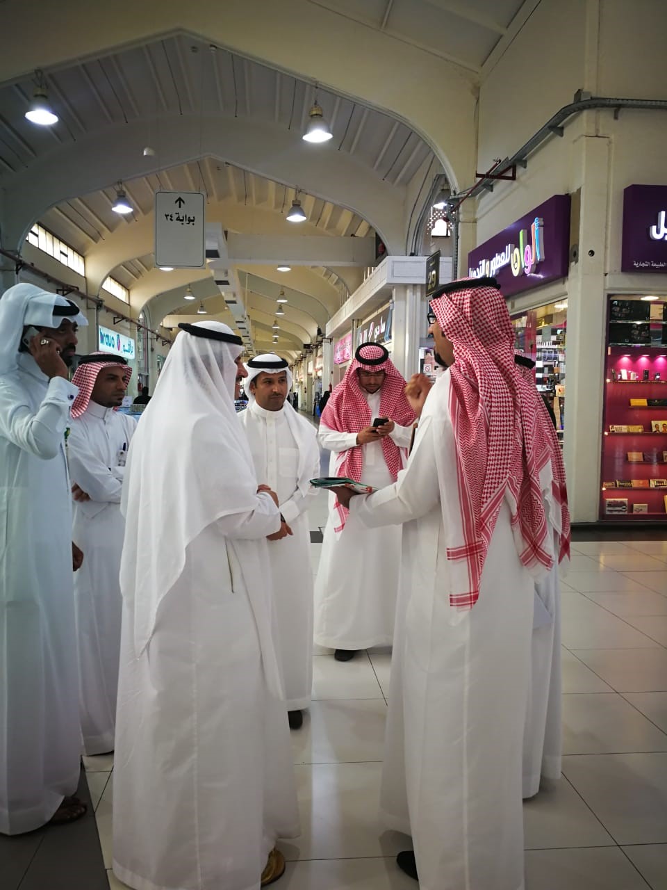 ضبط 18 ألف مخالفة لقرار تأنيث وتوطين محال بيع المستلزمات النسائية